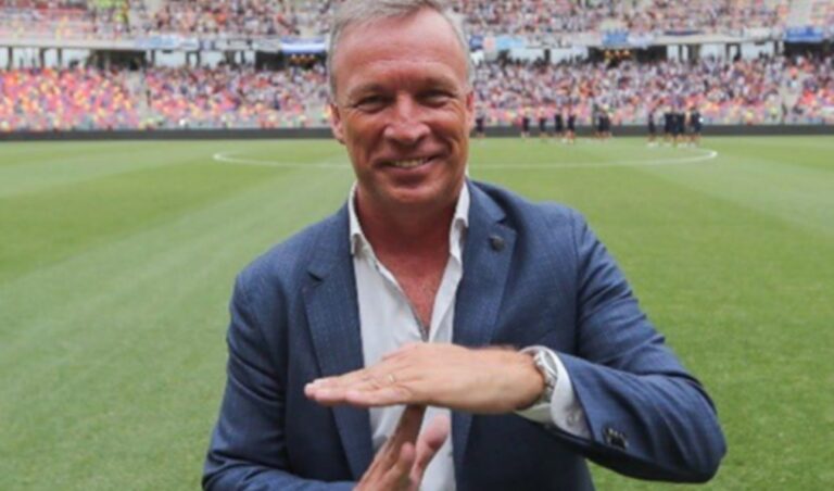 Y1j_eDLSt_1290x760__1