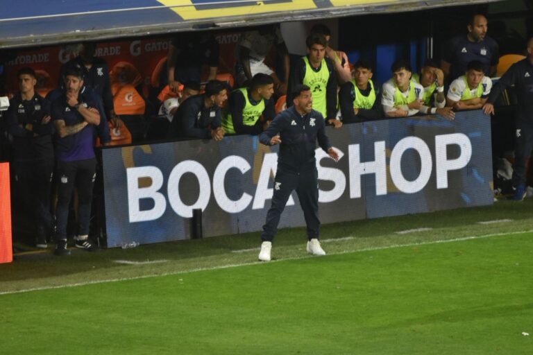 WhatsApp Image 2025-11-23 at 22.01.10